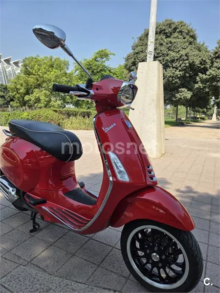 Vespa Sprint 125 4150 € 2022 Valencia - 1