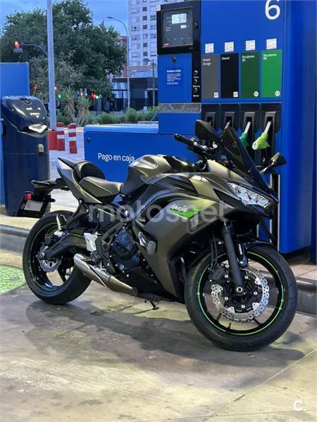Kawasaki Ninja 650 - Vista 1