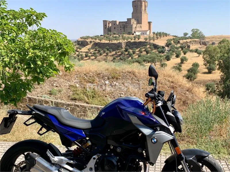 BMW F 900 R - Vista 1
