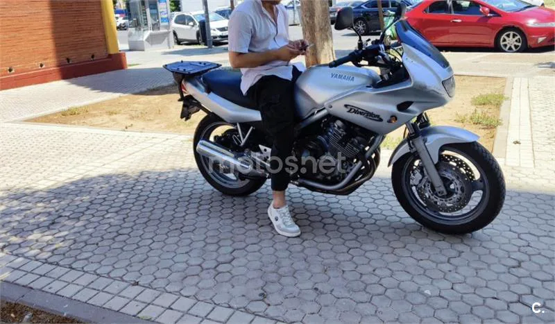 Yamaha XJ600S Diversion - Vista 1
