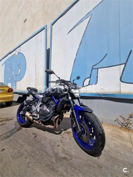 Yamaha MT-07 - Vista 1