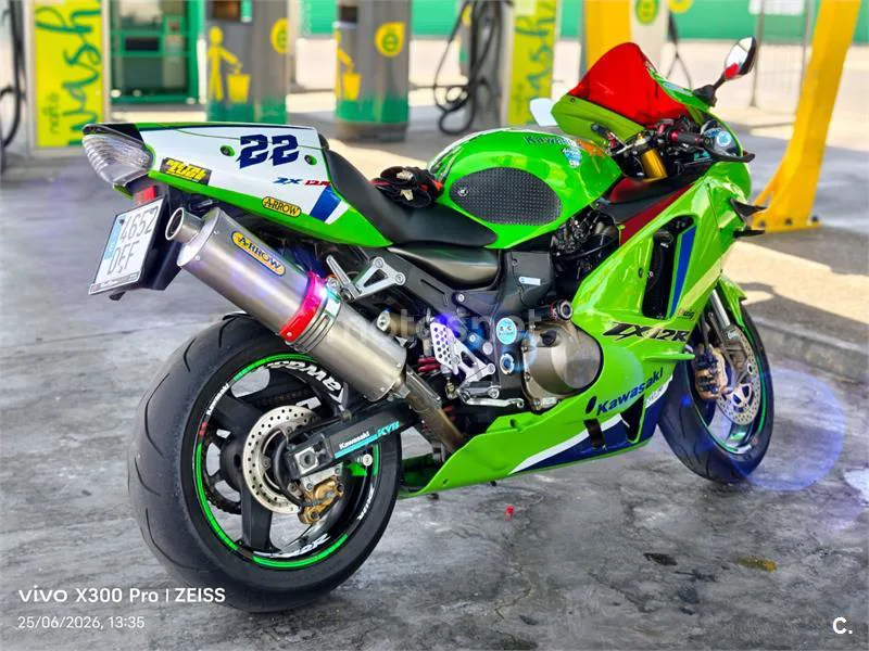 Kawasaki Ninja ZX-12R - Vista 1