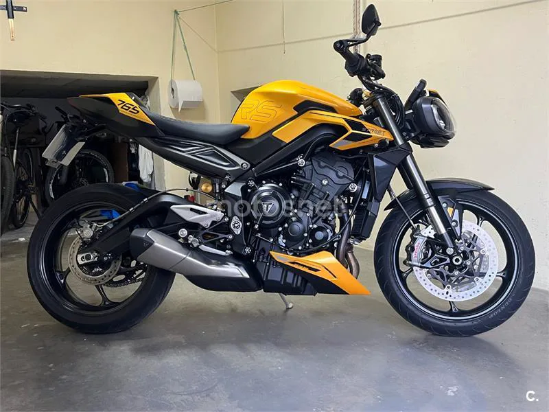 Triumph Street Triple 765 9600 € 2023 Cádiz - 1