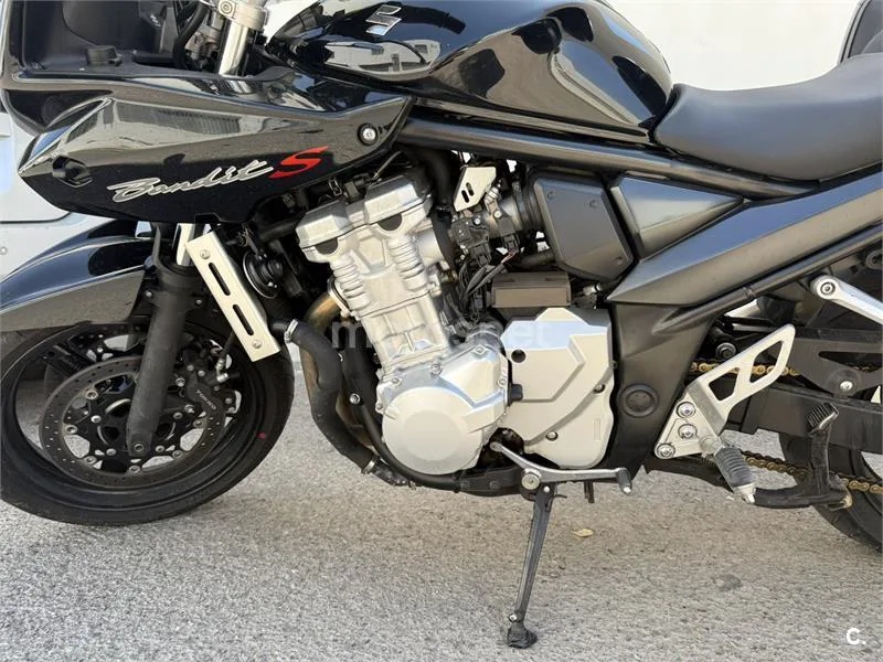 Suzuki Bandit 650S 3150 € 2010 Alicante - 1