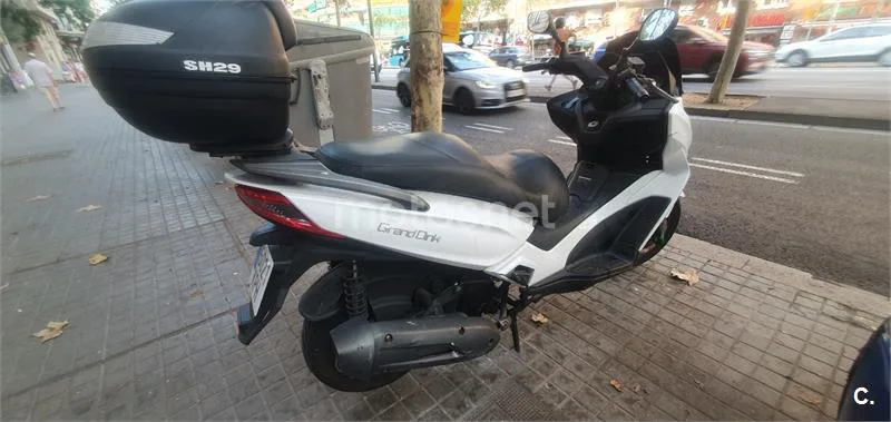 Kymco Grand Dink 125 1500 € 2018 Barcelona - 1