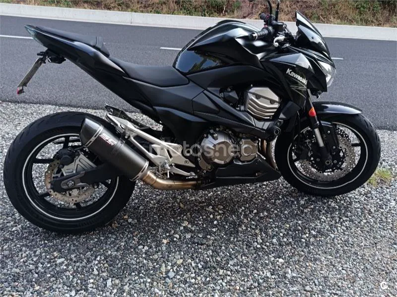 Kawasaki Z800 - Vista 1