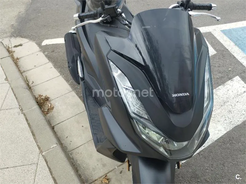 Honda PCX125 - Vista 1