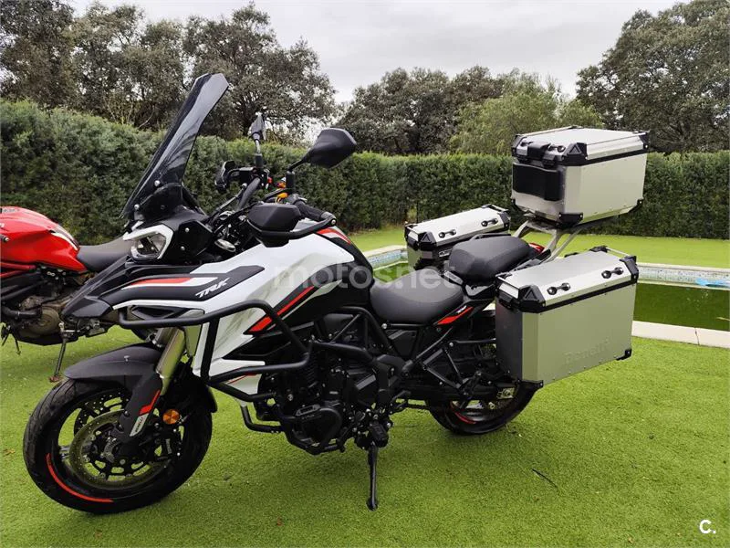 Benelli TRK 702 - Vista 1