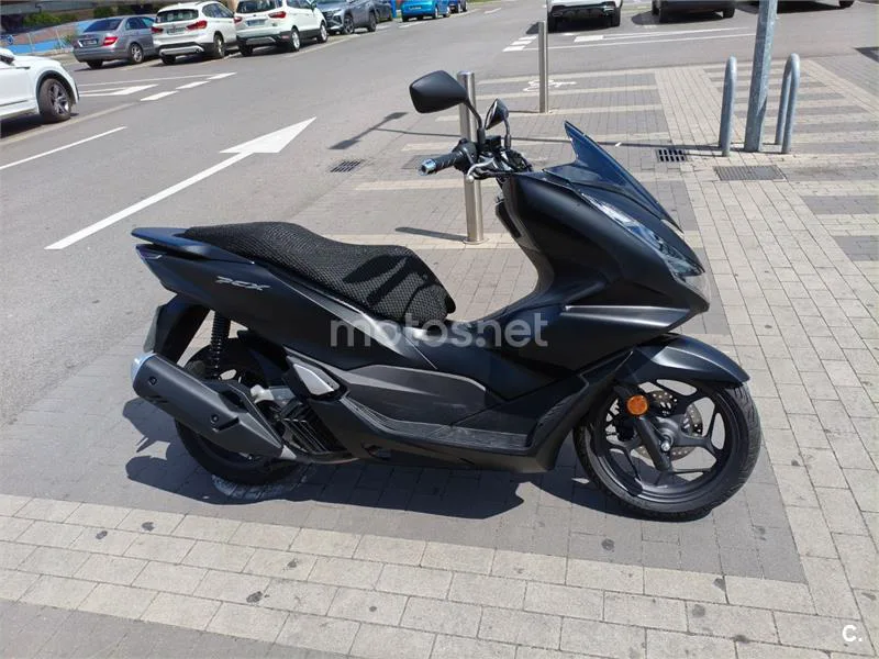 Honda PCX125 2690 € 2023 Asturias - 1