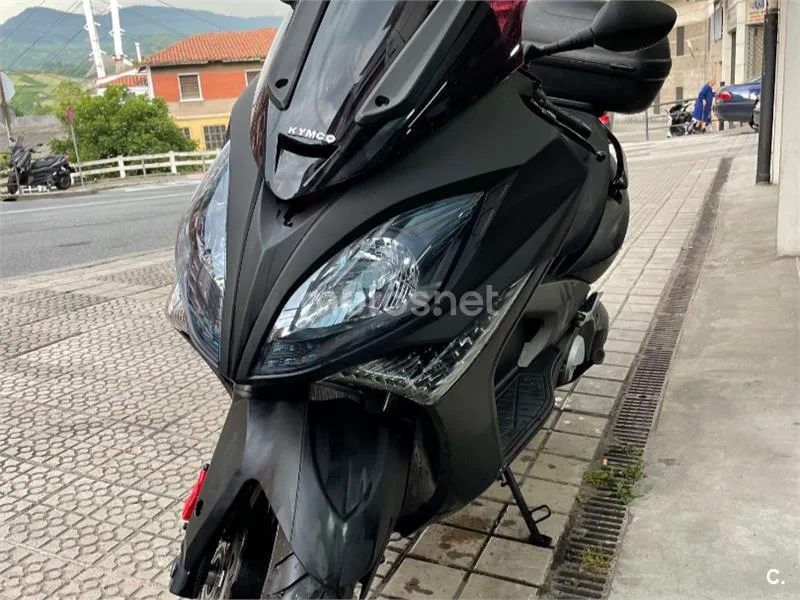 Kymco Xciting 500 - Vista 1