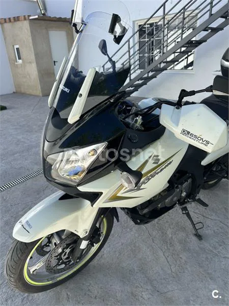 Suzuki V-Strom 650 - Vista 1