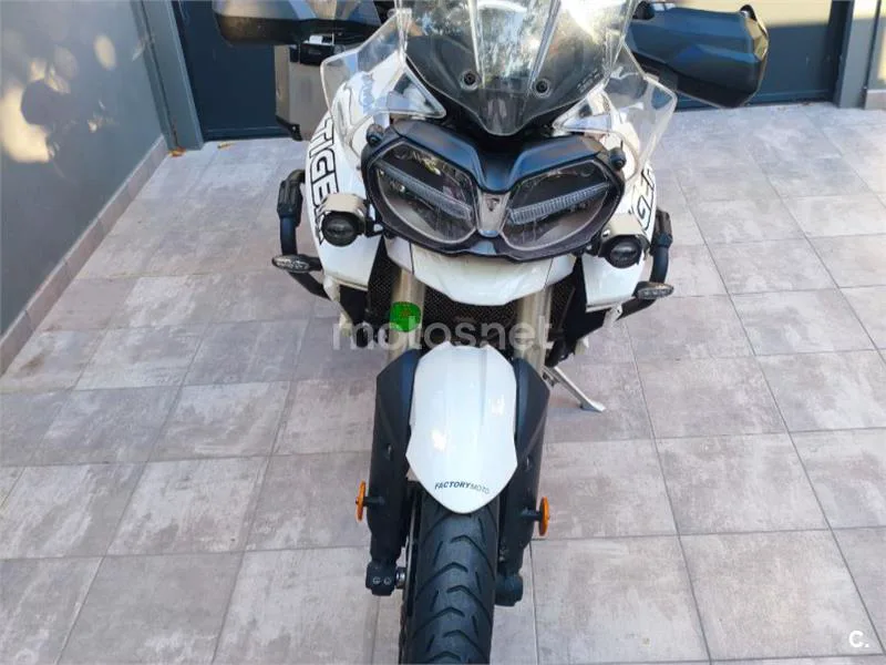 Triumph Tiger 800 XRT - Vista 1