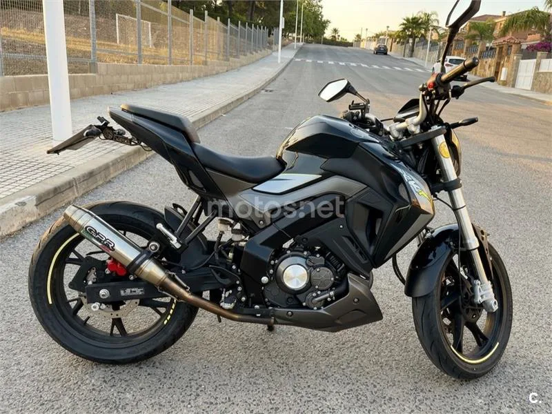 Keeway RKF 125 - Vista 1