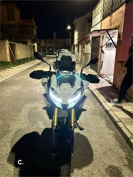 BMW F 900 XR - Vista 1