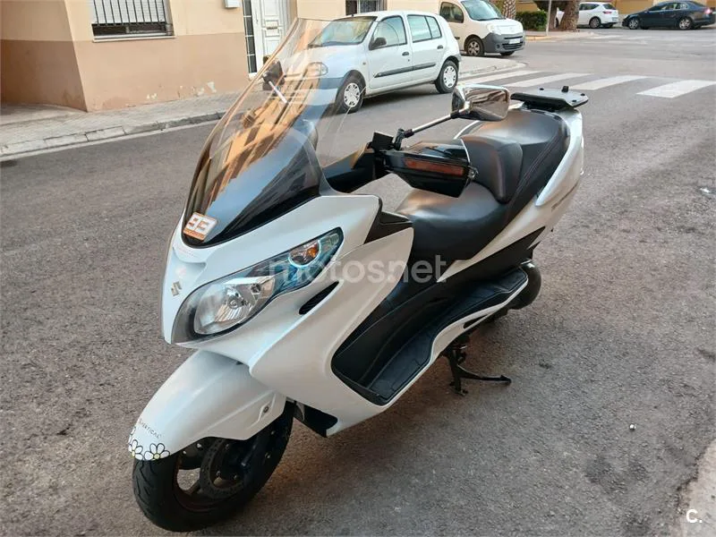 Suzuki Burgman 400 2500 € 2014 Valencia - 1