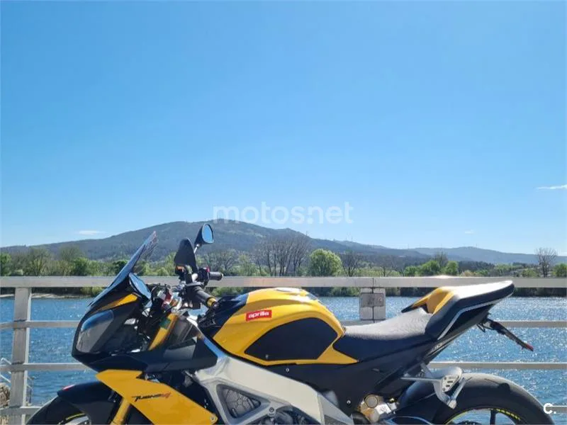Aprilia Tuono V4 R APRC 7600 € 2013 Pontevedra - 1