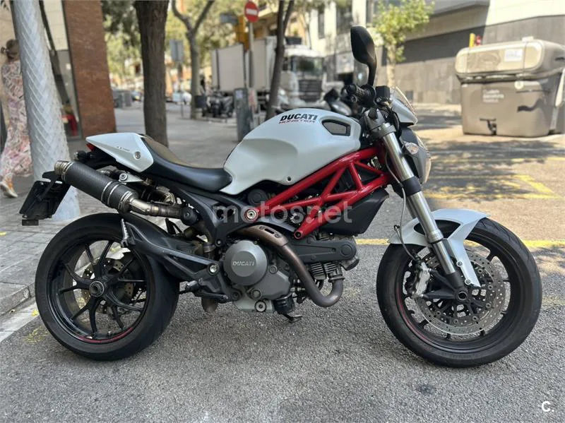 Ducati Monster 796 5600 € 2011 Barcelona - 1