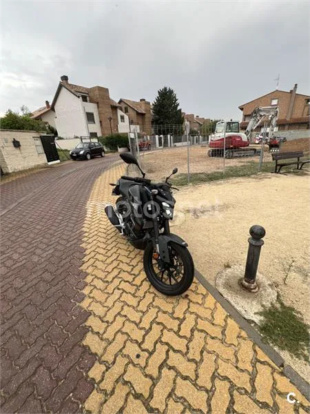 Yamaha MT-125 - Vista 1