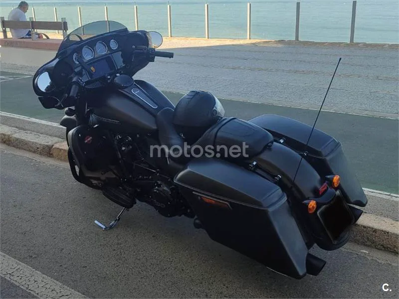 Harley-Davidson Street Glide 25.000 € 2020 Cádiz - 1