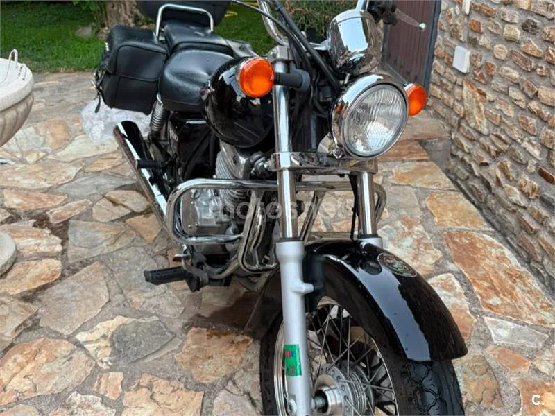 Suzuki Marauder 250 - Vista 1