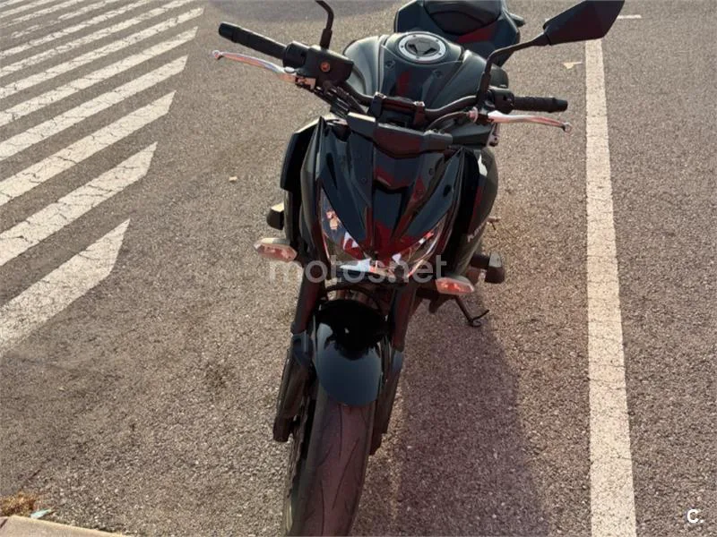 Kawasaki Z800 - Vista 1