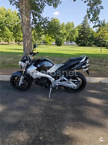 Suzuki GSR600 - Vista 1
