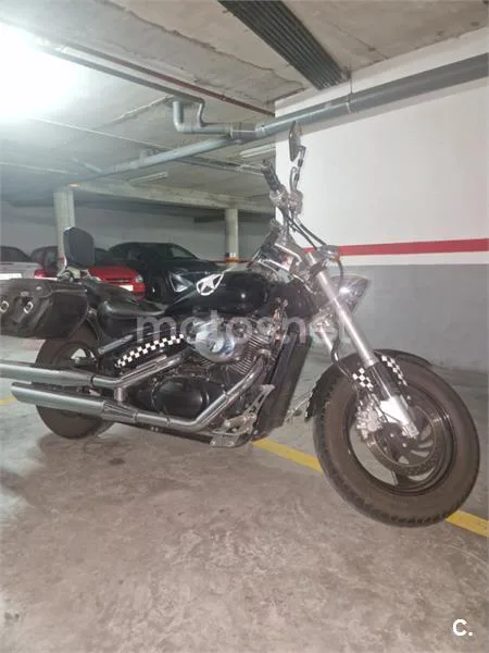 Suzuki Intruder M800 - Vista 1