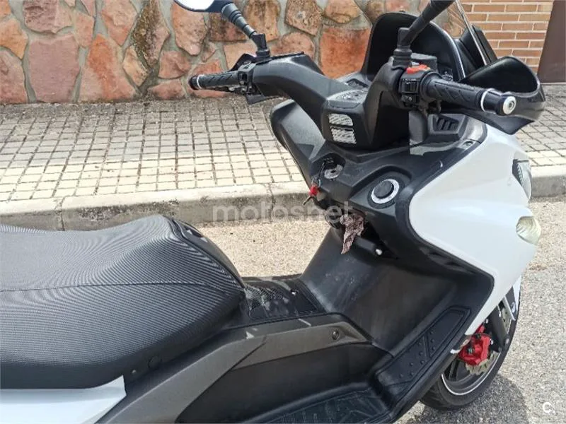 Kymco Xciting 500R - Vista 1
