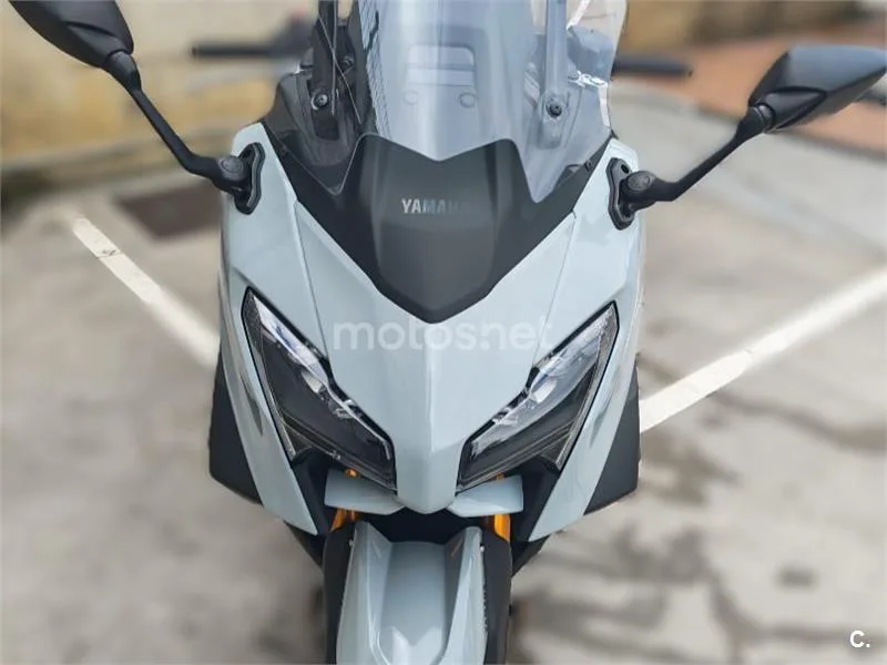 Yamaha TMAX 14.000 € 2025 Asturias - 1