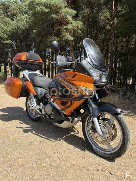 Honda XL1000V Varadero 5900 € 2008 Salamanca - 1