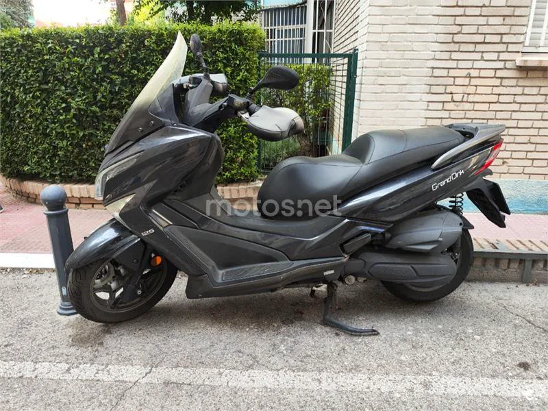 Kymco Grand Dink 125 - Vista 1