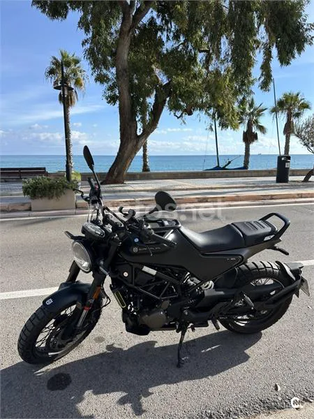 Husqvarna Svartpilen 125 2600 € 2022 Castellón - 1