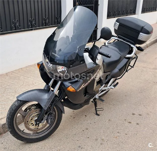 Honda XL1000V Varadero 2800 € 2001 Almería - 1