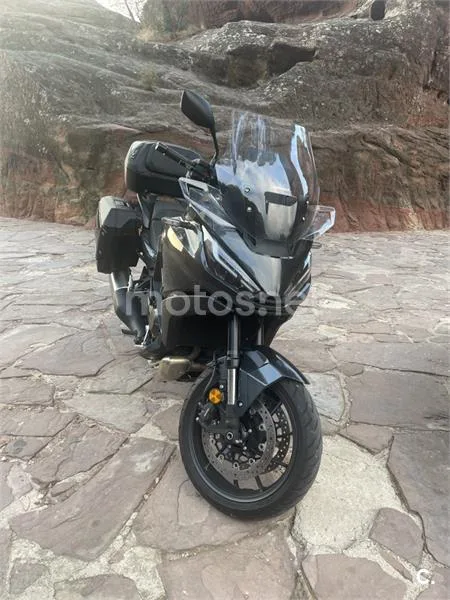 Honda NT1100 9900 € 2024 Tarragona - 1