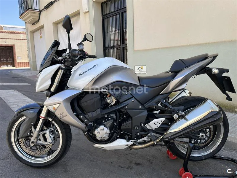 Kawasaki Z1000 - Vista 1