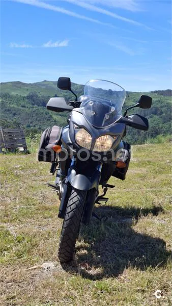 Suzuki V-Strom 650 - Vista 1