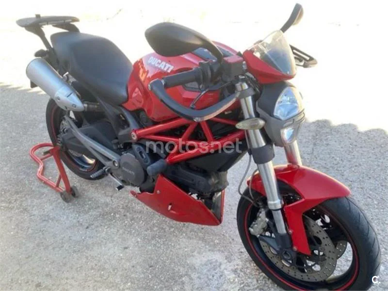 Ducati Monster 696 4800 € 2008 Valladolid - 1