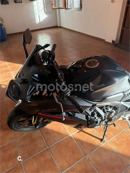 Honda CBR650R 9500 € 2024 Málaga - 1