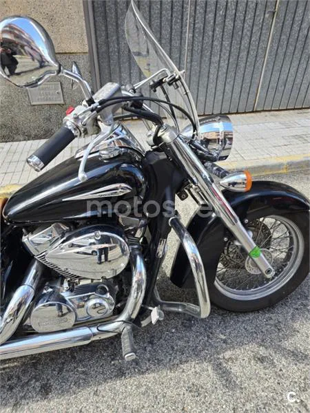 Honda Shadow 750 - Vista 1