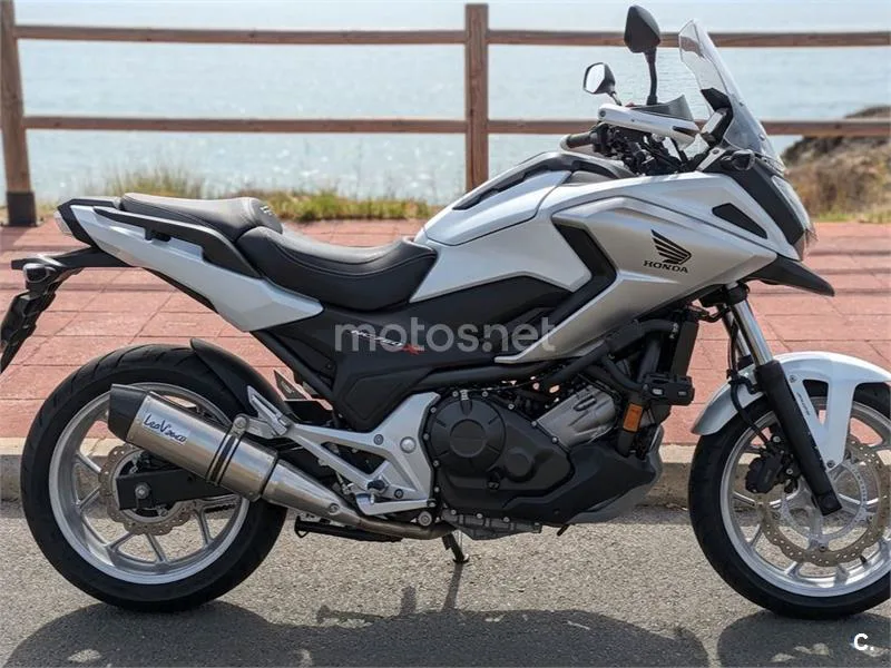 Honda NC750X - Vista 1
