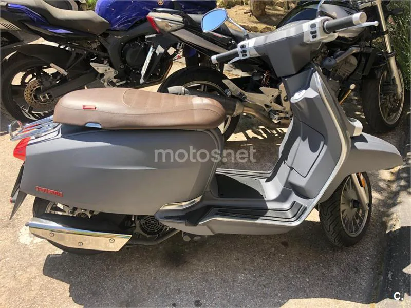 Lambretta V125 Special - Vista 1