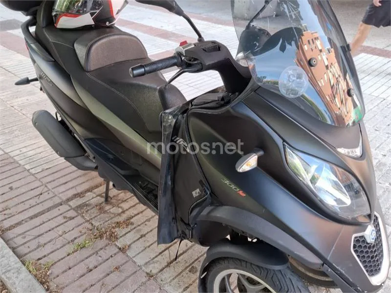 Piaggio MP3 300 LT 3300 € 2019 Madrid - 1