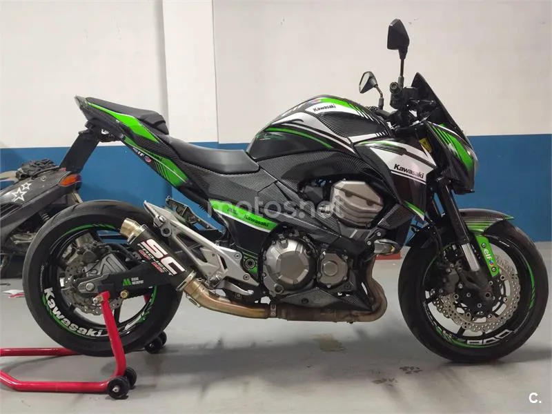 Kawasaki Z800 - Vista 1