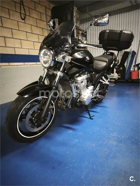 Suzuki Bandit 650 - Vista 1