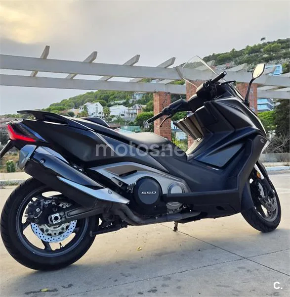 Kymco AK 550 3200 € 2019 Barcelona - 1