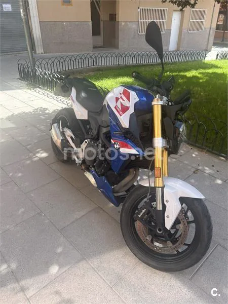 BMW F 900 R - Vista 1