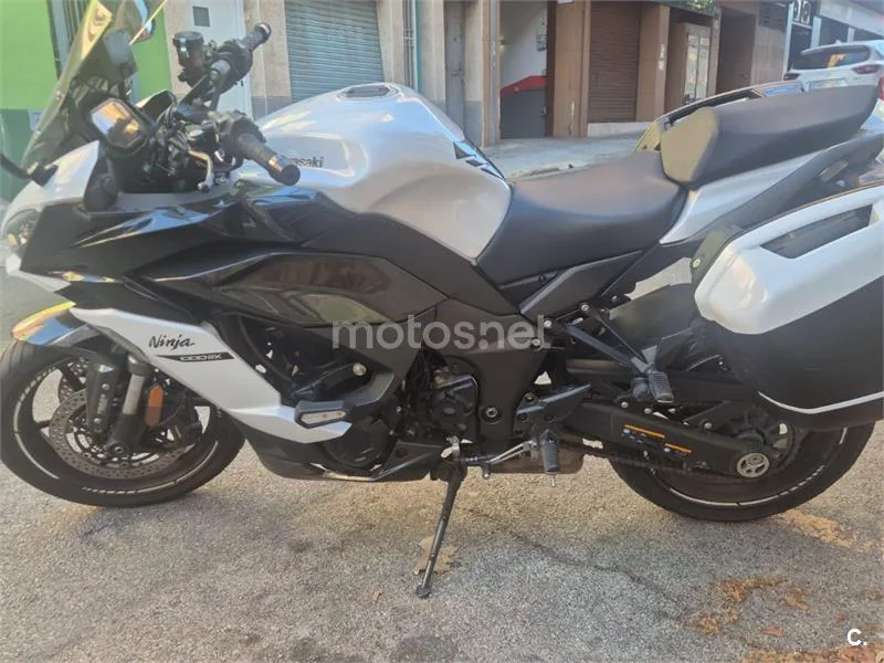 Kawasaki Ninja 1000SX - Vista 1