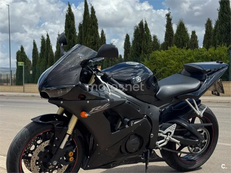 Yamaha YZF-R6 - Vista 1