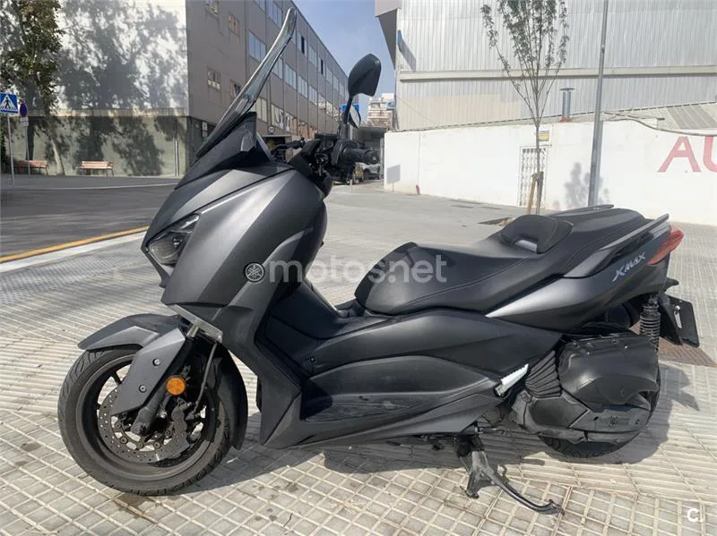 Yamaha XMAX 400 - Vista 1