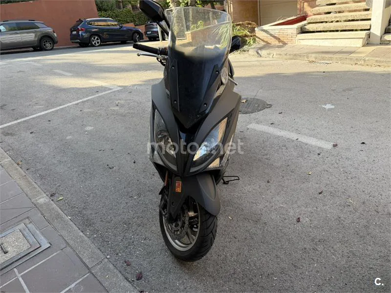 Kymco Xciting 400 1100 € 2017 Madrid - 1